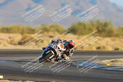 media/Nov-17-2024-CVMA (Sun) [[1fec520723]]/Race 18-Supersport Middleweight/